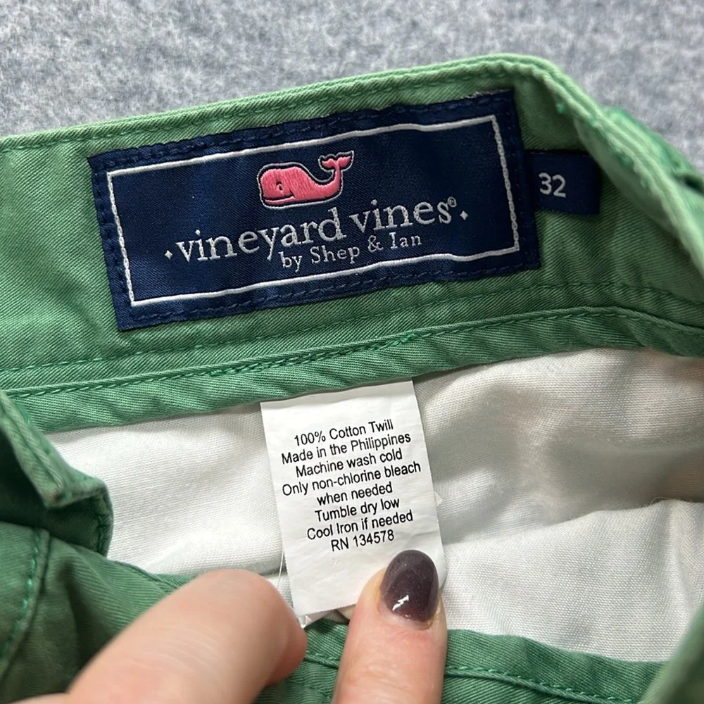 Vineyard Vines Cotton Twill Performance Stretch Shorts